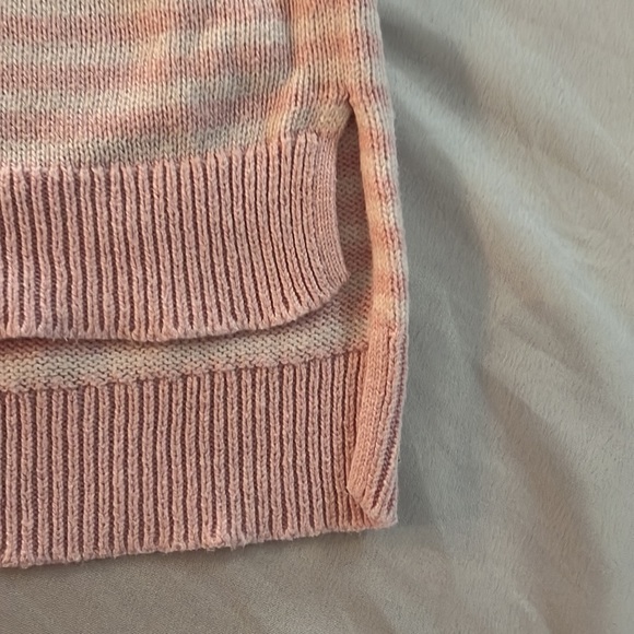 Gilly Hicks sweater - Picture 4 of 6